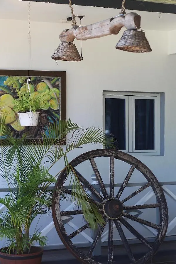 Batey Hotel Boutique Boca Chica 2*,