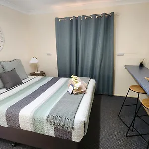affordable-gold-city-motel.queenslandhotels.net/